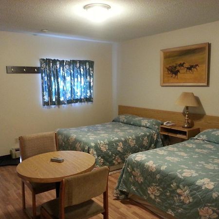 Mountain View Motel Smithers Quarto foto